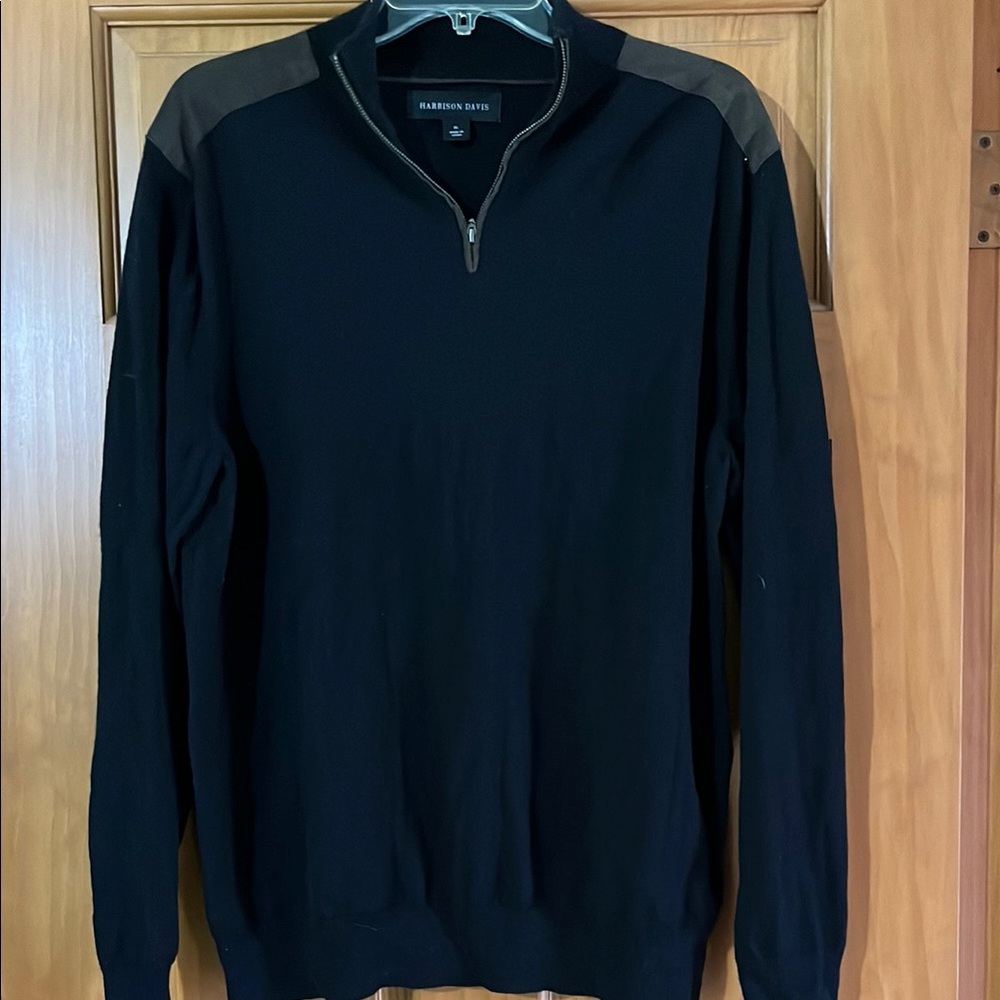 Black and Brown V-Neck Sweater with Classic Knit Design